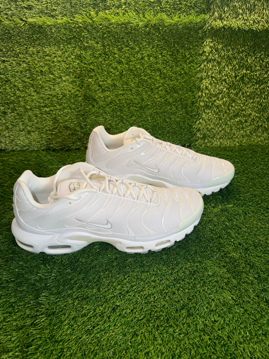 Nike Tn Triple White "Casper" DS - US 13