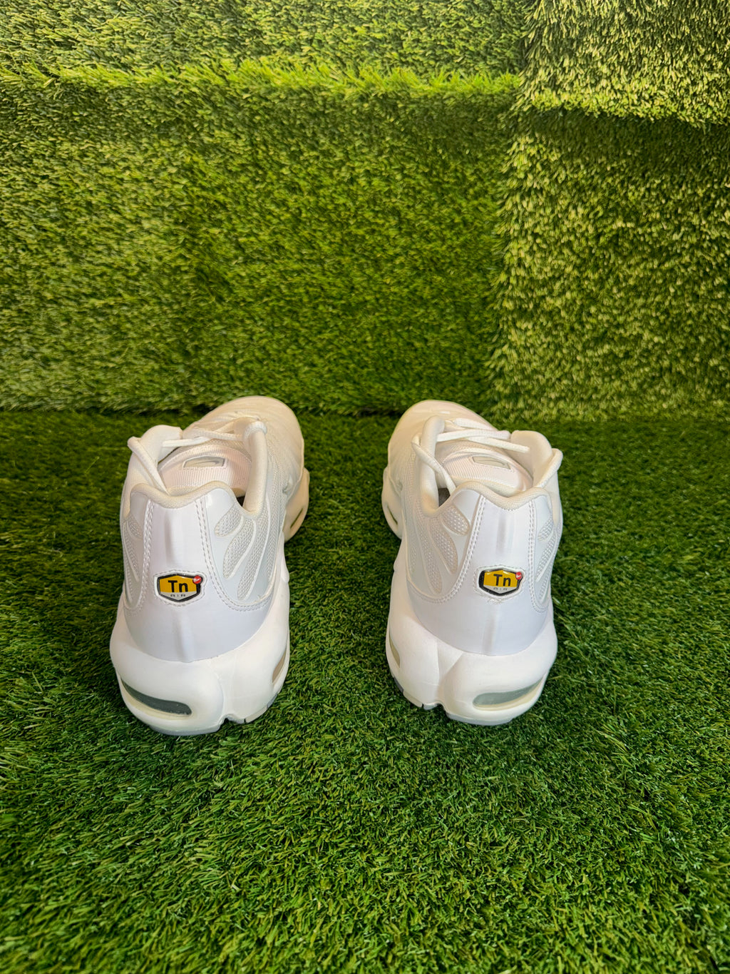 Nike Tn Triple White "Casper" DS - US 13