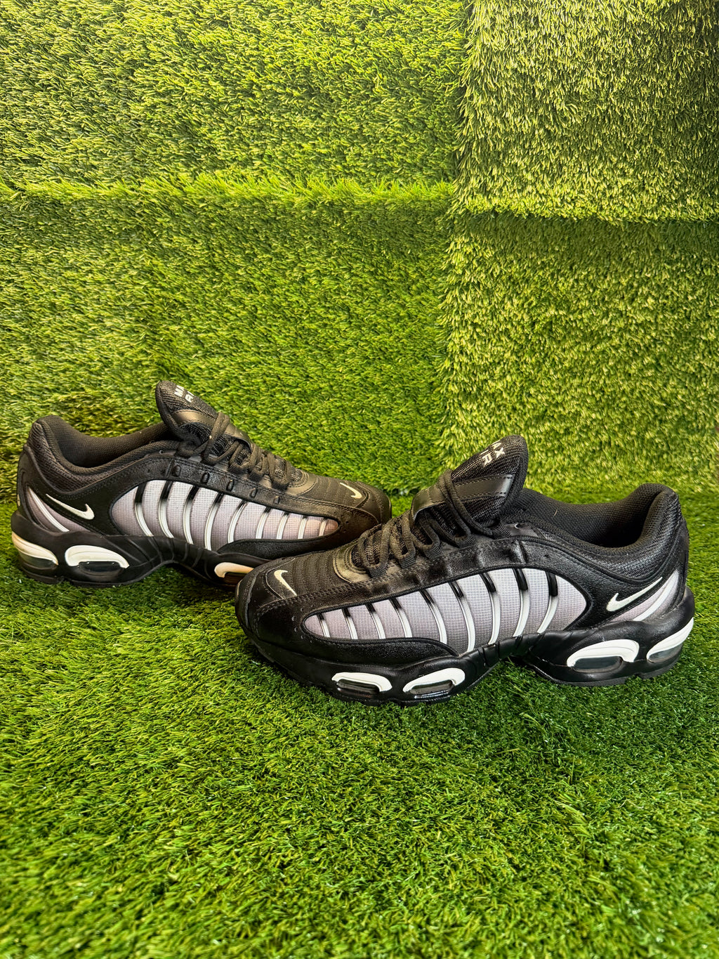 Nike "Tailwind 4" Black White - US 12