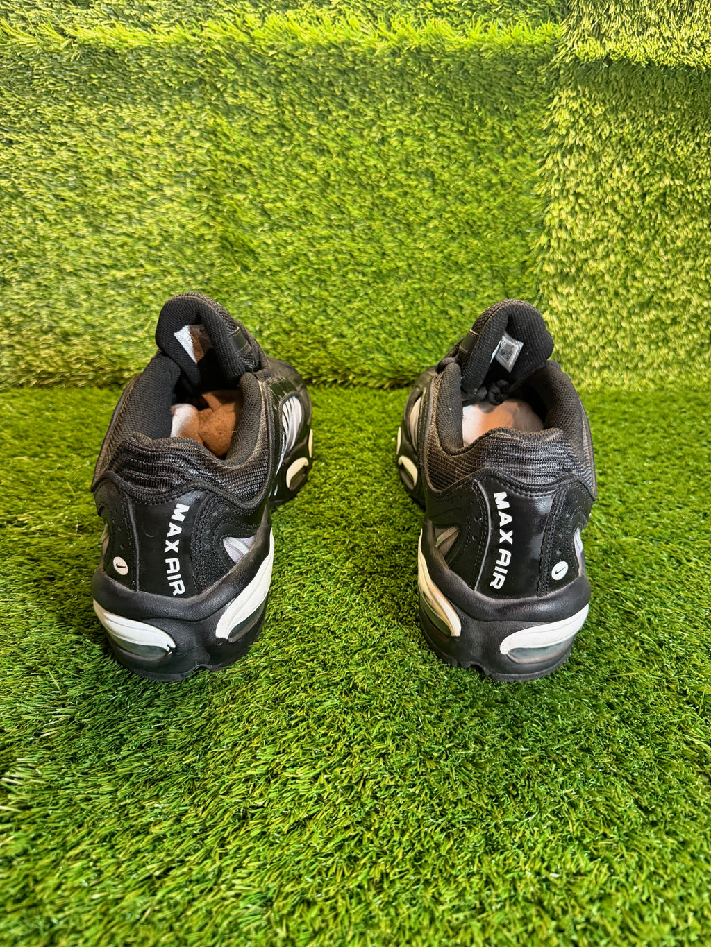 Nike "Tailwind 4" Black White - US 12