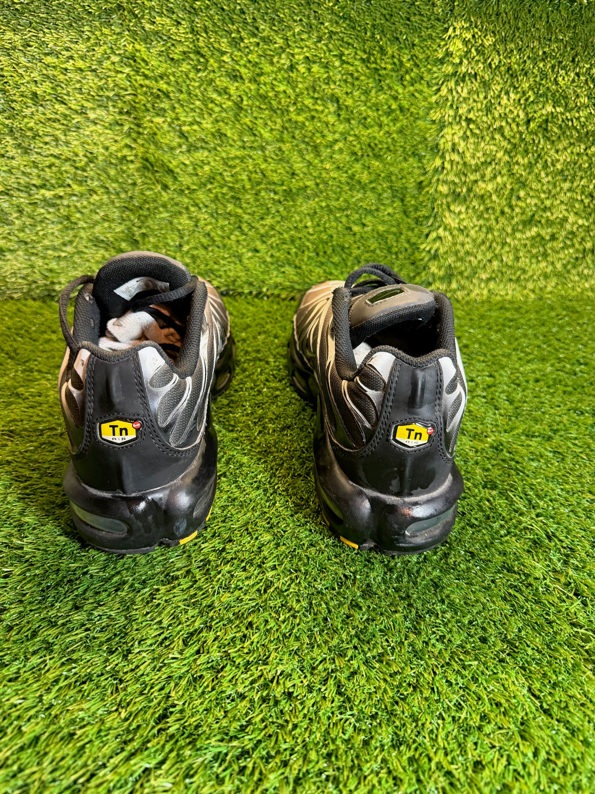 Nike Tn "Tuned Black" - US 10