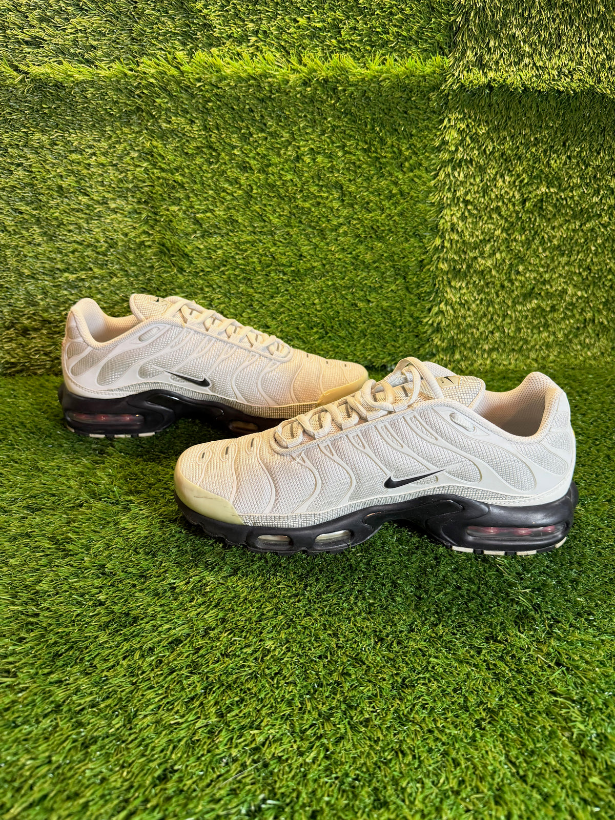 Nike Tn "Platiunm Black" - US 9.5 DS