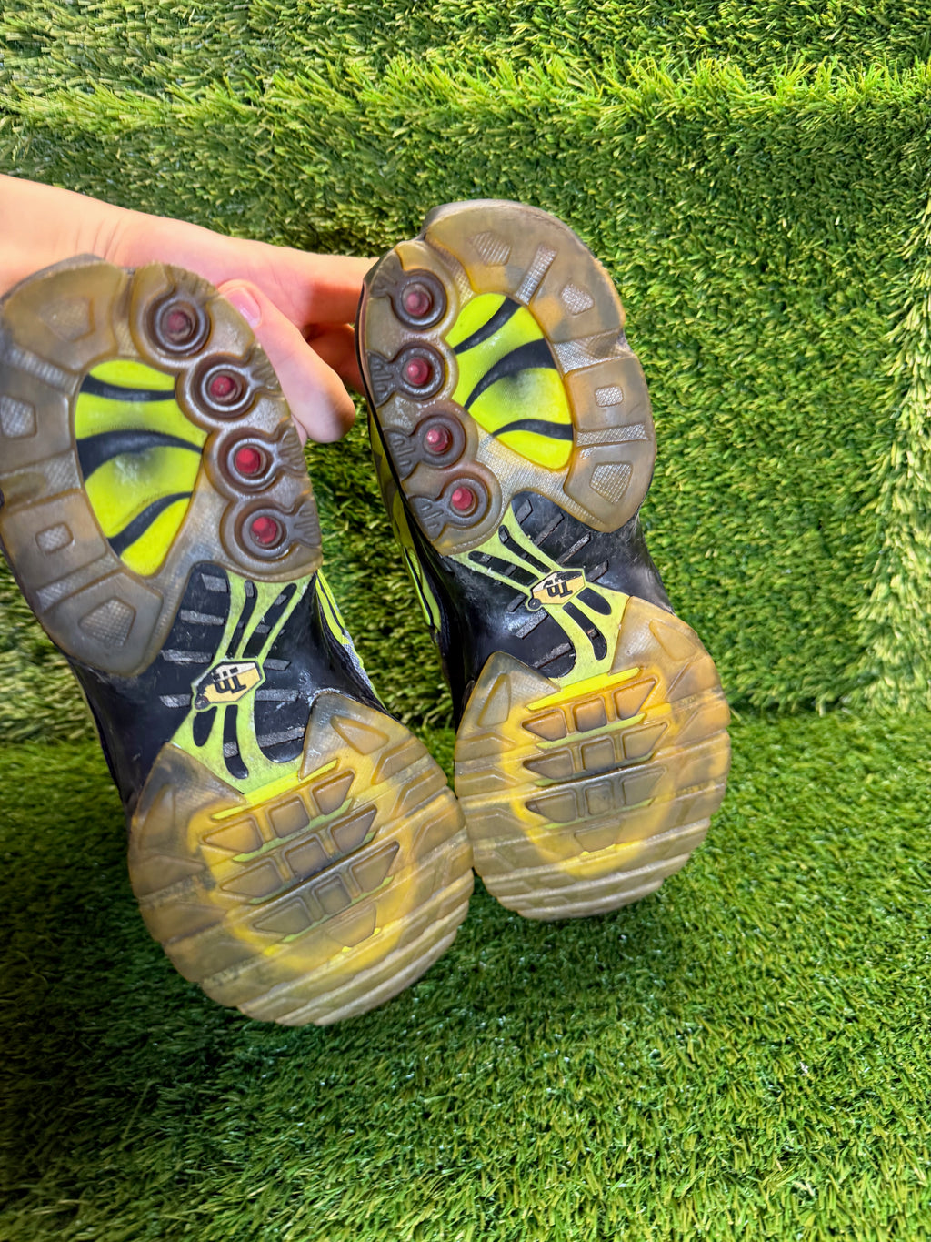 nike Tn "Volt Black Neon Green" - US 8.5