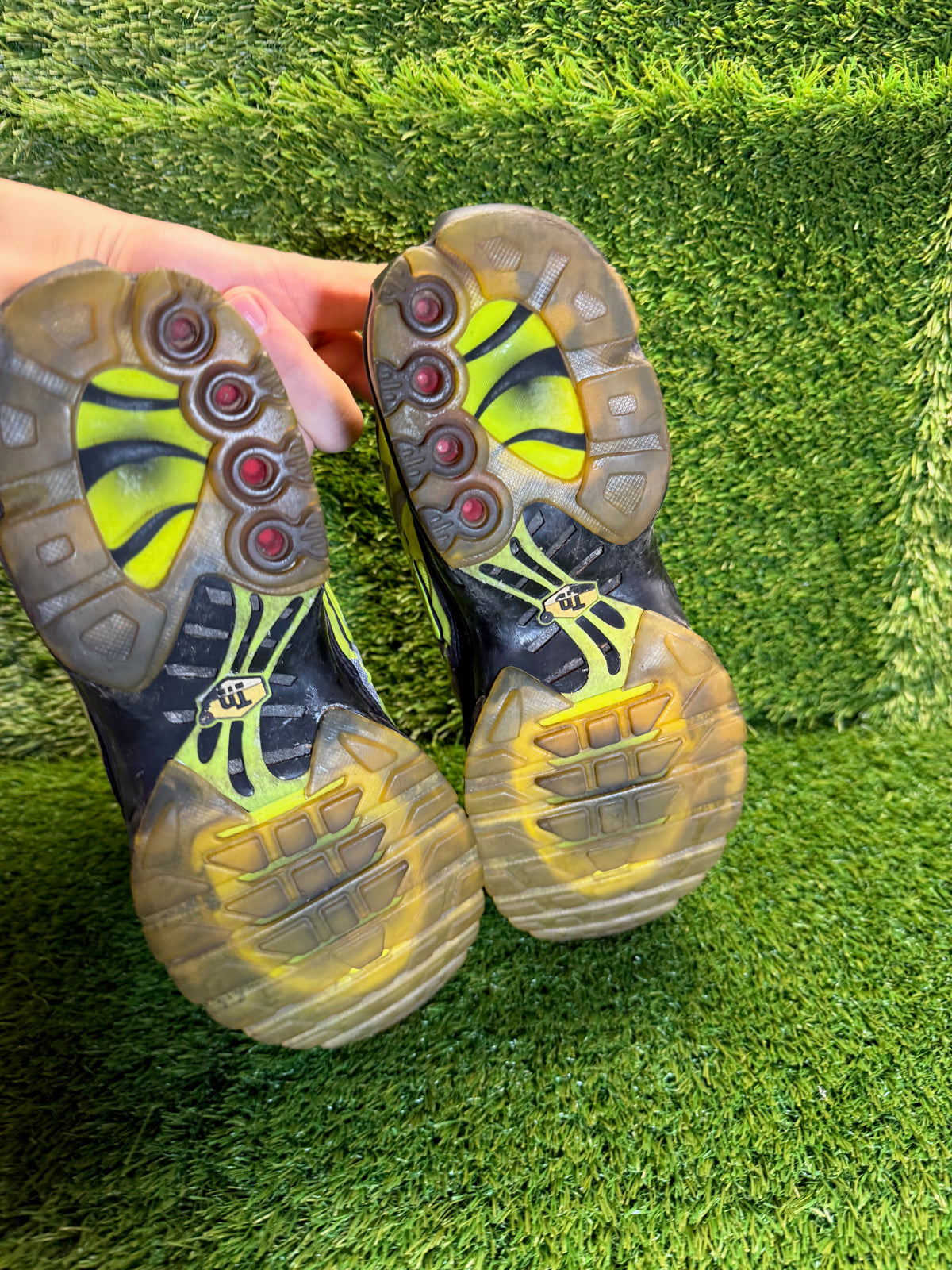 nike Tn "Volt Black Neon Green" - US 8.5